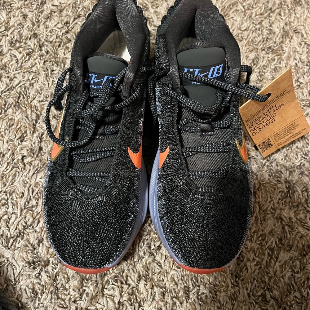 Nike Air Zoom GT Hustle 3